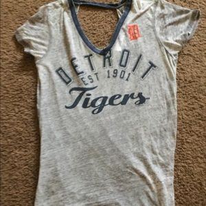 Detroit Tigers Touch by Alyssa Milano shirt large